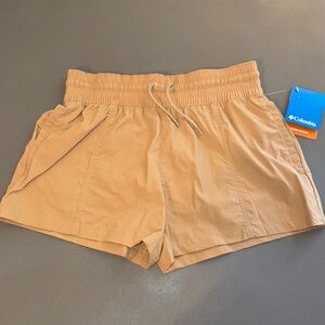 Women's Columbia Nylon Stretch Boundless Trek Active 3" Shorts Size M NWT